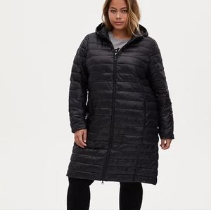 NEW TORRID BLACK NYLON LONGLINE PUFFER JACKET SIZE 4